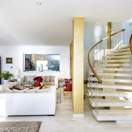 Splendid Near View Stunning Views From Each Ragusa