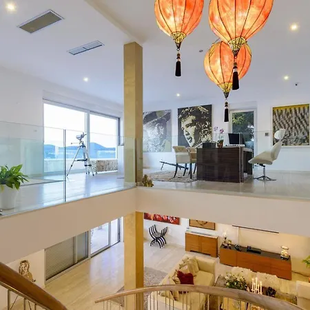 Splendid Near View Stunning Views From Each